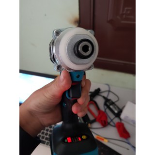 máy bắt vít makita không chổi than