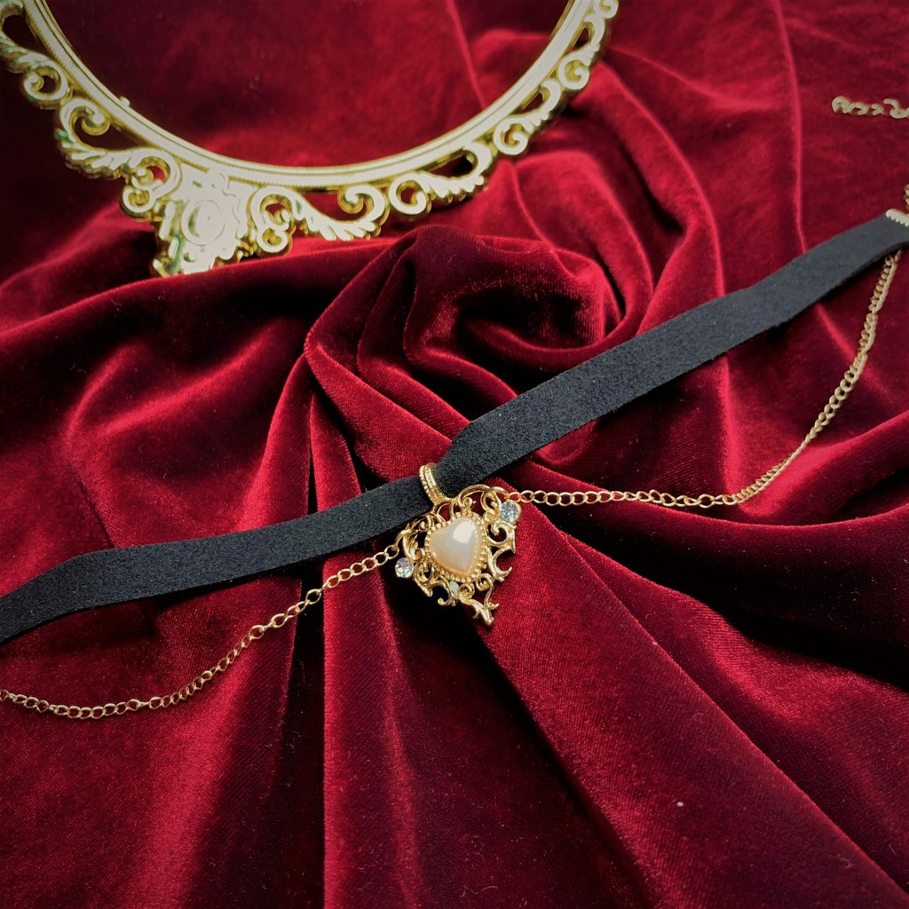 Vòng cổ choker retro gothic baroque - dây chuyền nữ cosplay công chúa mặt trái tim ngọc trai nhân tạo - Hades.js