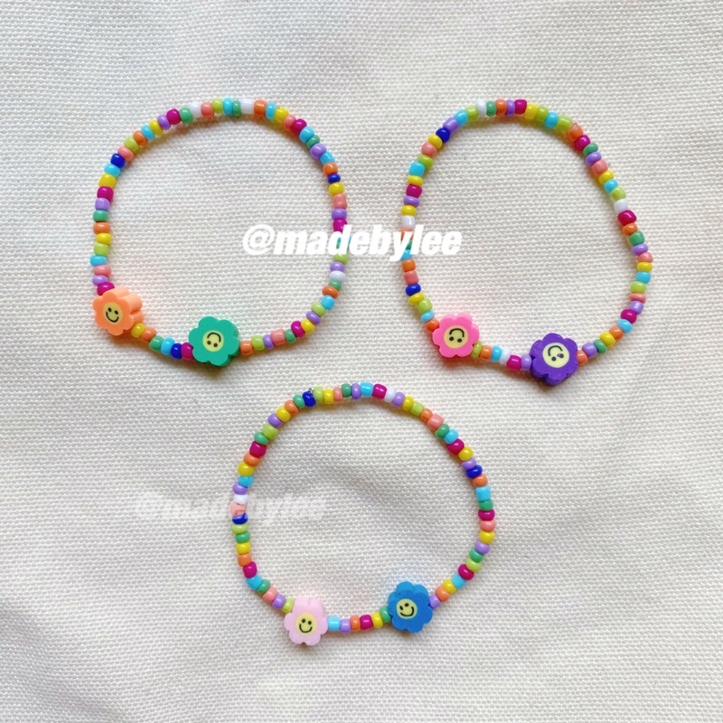 Vòng hạt hạt cườm bông hoa mặt cười Vòng tay hanmade nhiều màu MADEBYLEE