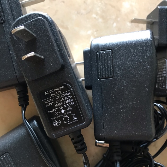 Nguồn sạc Hunkey 12V-1,5A