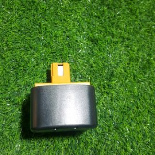 Vỏ pin national 12v