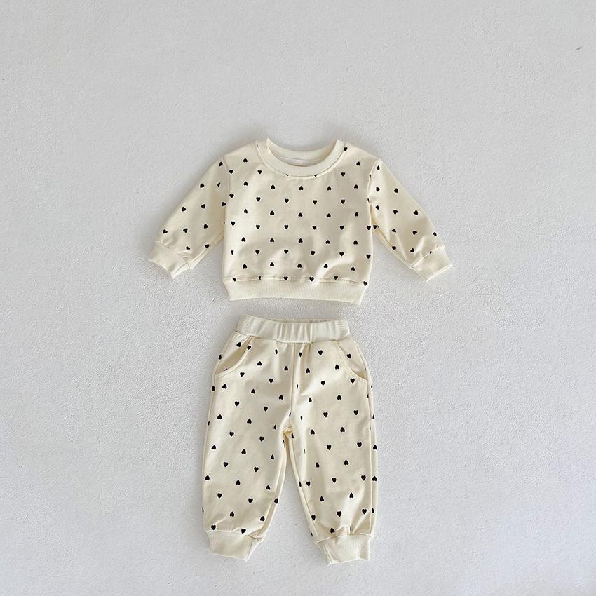 Bộ Quần Áo Nỉ Dài Dài Tay In Hình Tim Trơn Cổ Tròn Dễ Thương Cho Bé Từ 8-22kg Mã DT47