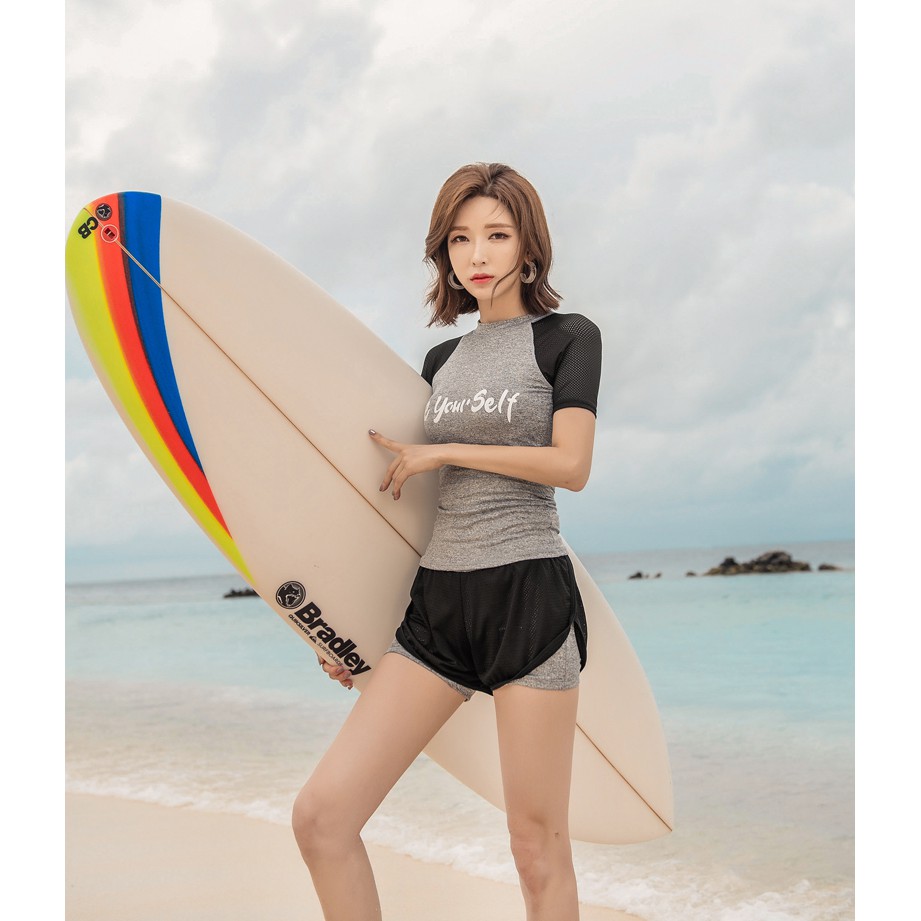 Đồ bơi nữ tay ngắn-chất vải rất đẹp