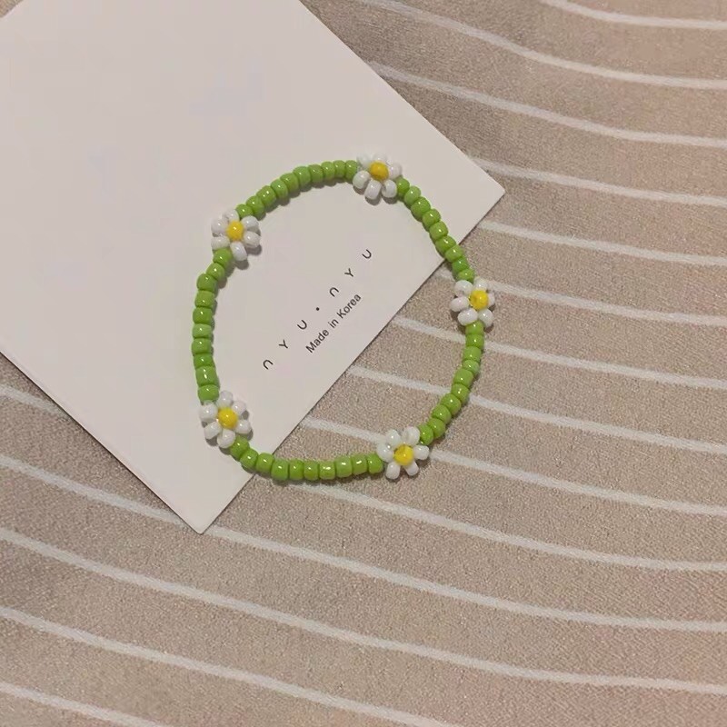 Vòng tay Hạt Cườm Hoa Daisy Handmade Vòng tay Rosé BlackPink xỏ hạt nhựa dây cước co giãn MADEBYLEE