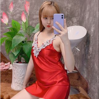 Váy ngủ sexy phi lụa phối ren cổ quyến rũ