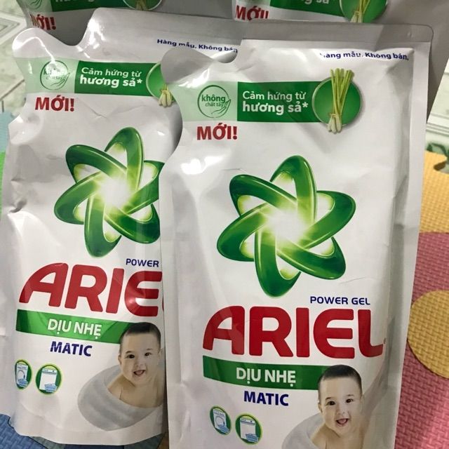 Nước giặt ariel matic/downy 1.4kg