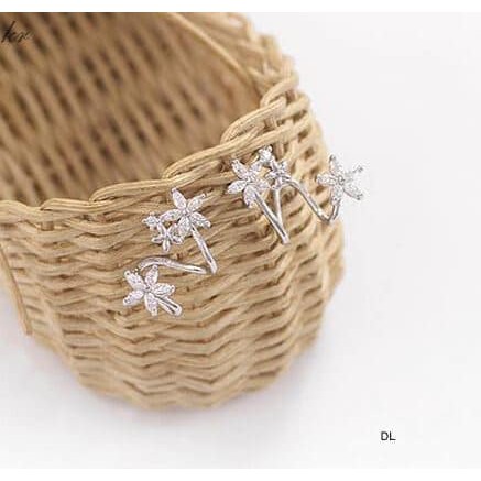 BÔNG TAI KẸP GẮN HOA BẠC TA MÃ BT009512