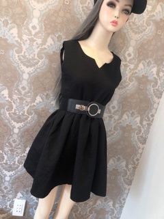 Đầm sát nách dáng suông