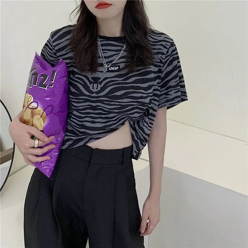 Áo Thun Lửng Tay Ngắn Dáng Rộng Kẻ Sọc Ngang Trẻ Trung Cá Tính Hợp Thời Trang | BigBuy360 - bigbuy360.vn