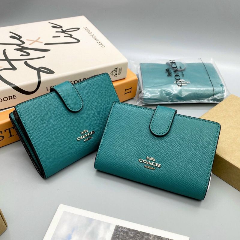 VÍ COACH MEDIUM CORNER ZIP cực xinh
