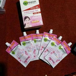 Hộp 6 gói dưỡng garnier