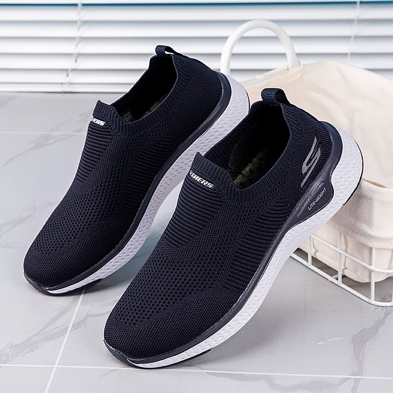 Giày slip on Skechers có size 40-48  | BigBuy360 - bigbuy360.vn