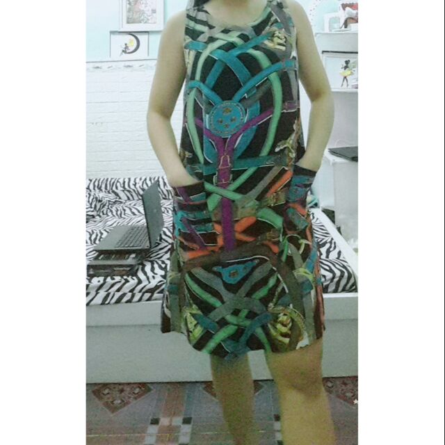 Thanh lý đầm họa tiết siêu đẹp dưới 50kg, vải mát miễn trả giá ,mới 99%