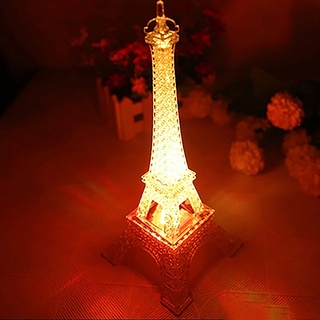 Đèn ngủ hình tháp Eiffel độc đáo thời trang