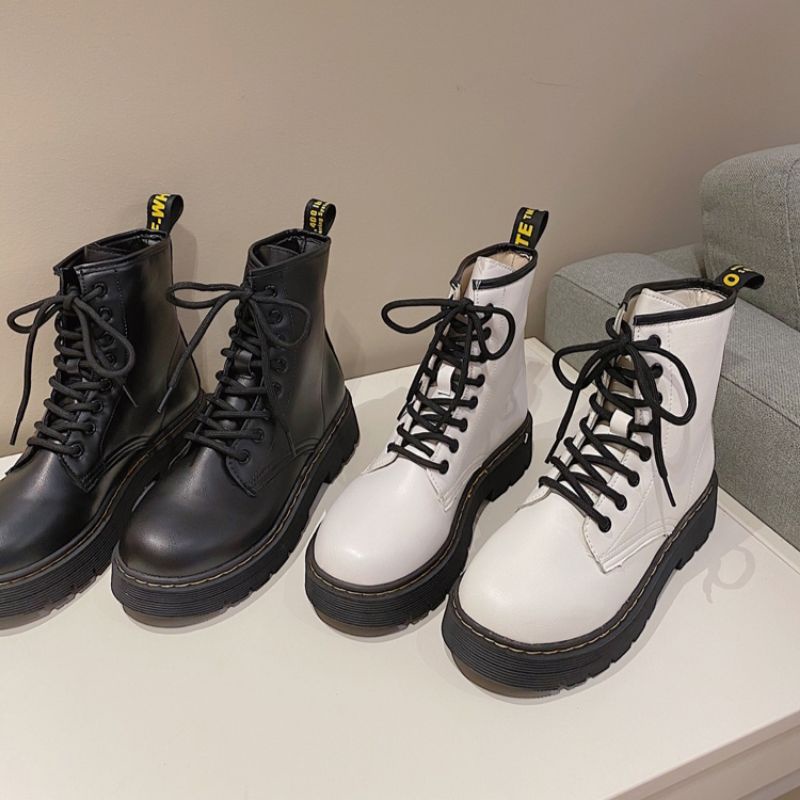Giày Boots Martin phiên bản Hàn Quốc đế cao dày đẹp 4cm~ hai màu đen - trắng