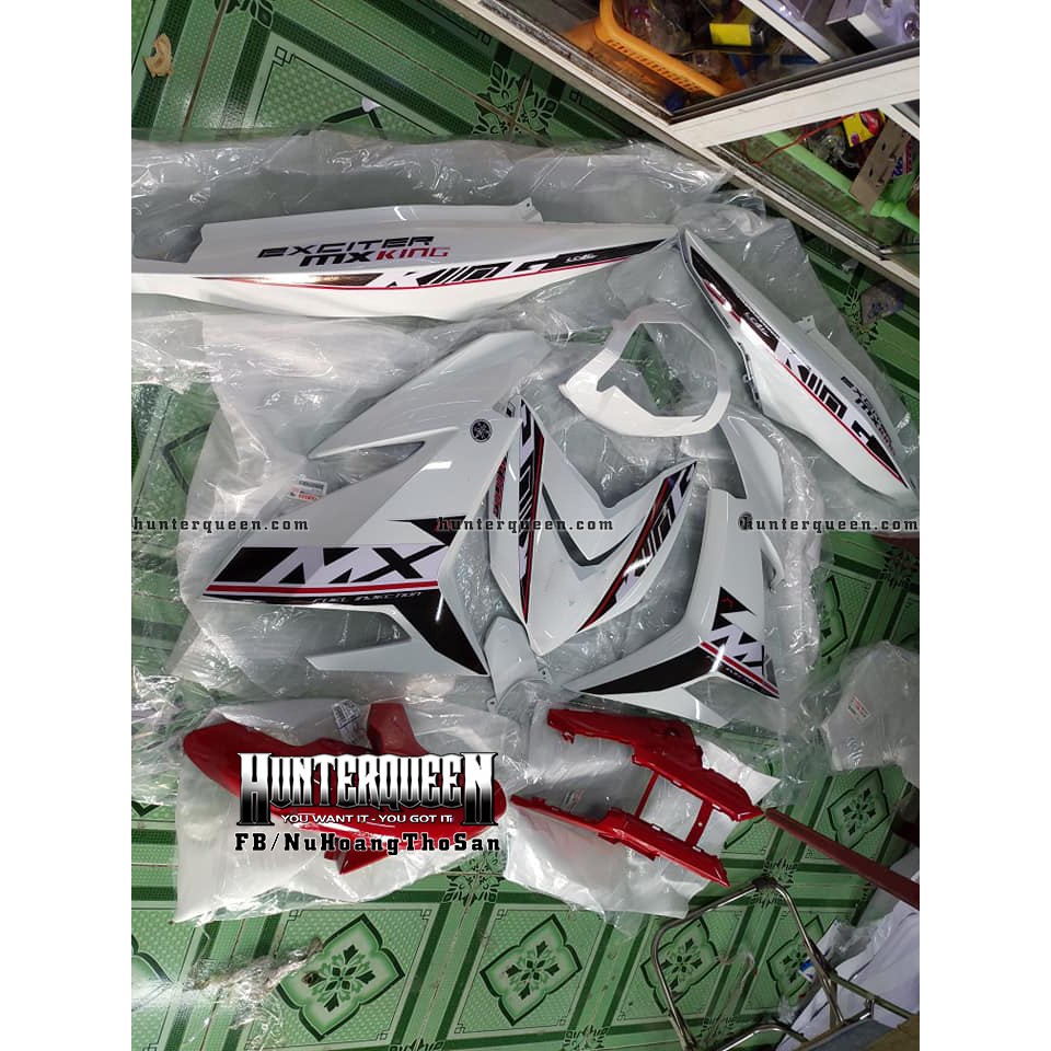 Tem Exciter 150, MX king sọc. Xe trắng, tem đỏ. Chỉnh sửa theo yêu cầu. Sắc nét, bền màu, chống nước