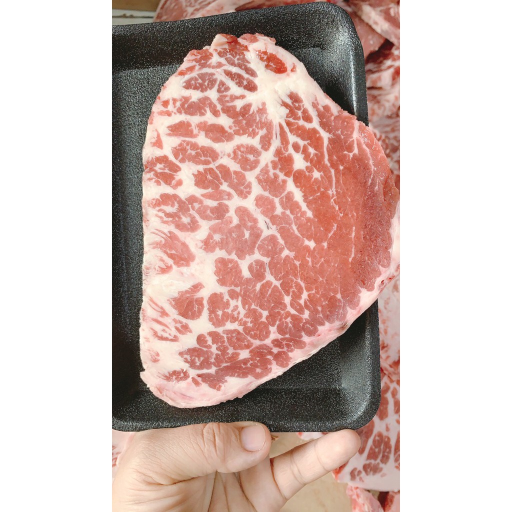 Gù bò Úc. 305.000/kg.  Quy cách cắt 2-2,5cm làm beefsteak hoặc thái mỏng 2mm nhúng lẩu   Xào. Nhúng dấm