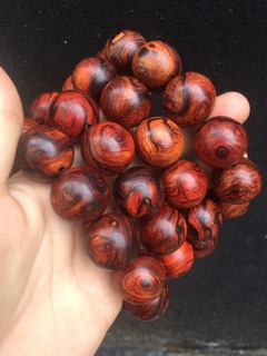 Vòng gỗ sưa Lào 20li