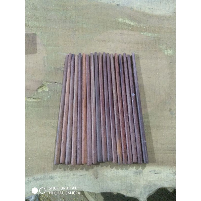 Dùi trống cúng, trống chèo, hát văn gỗ trắc