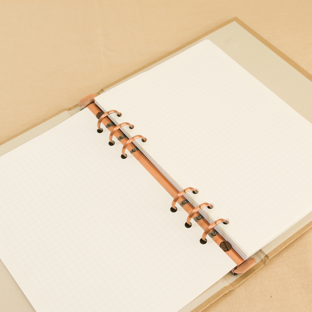 Bìa sổ còng 6 lỗ cao cấp - Khổ A5 - Không kèm ruột- STHM stationery