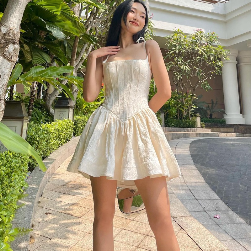 Đầm Dây Xếp Ly Phong Cách Retro Thời Trang Nữ Sành Điệu