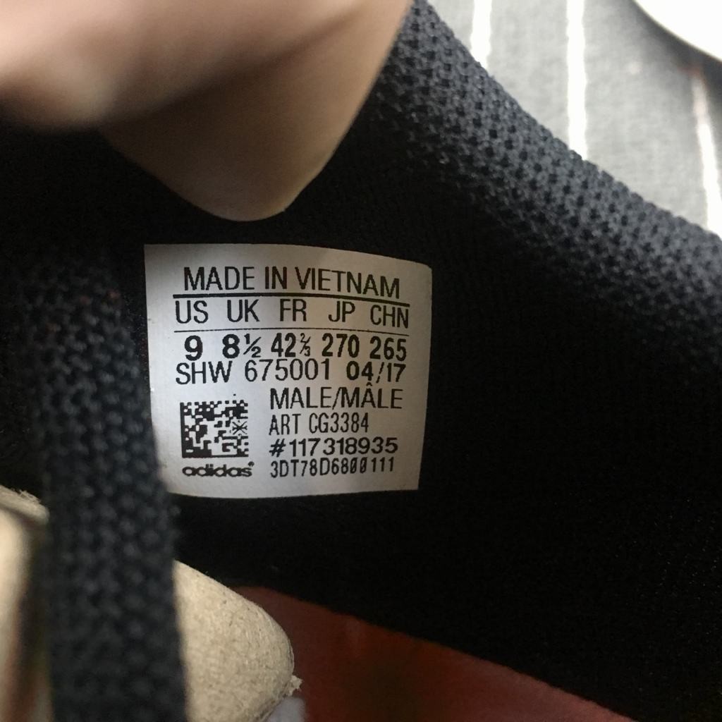 Sẵn sàng 100% ori Adidas NMD R2 Nam / Nữ Giày chạy bộ thường CG3384
