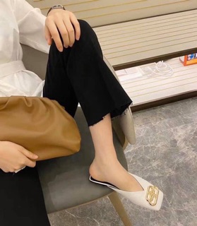 (Có ảnh thật) Sục BB da mịn mũi vuông Hot Hit ( fullbox)