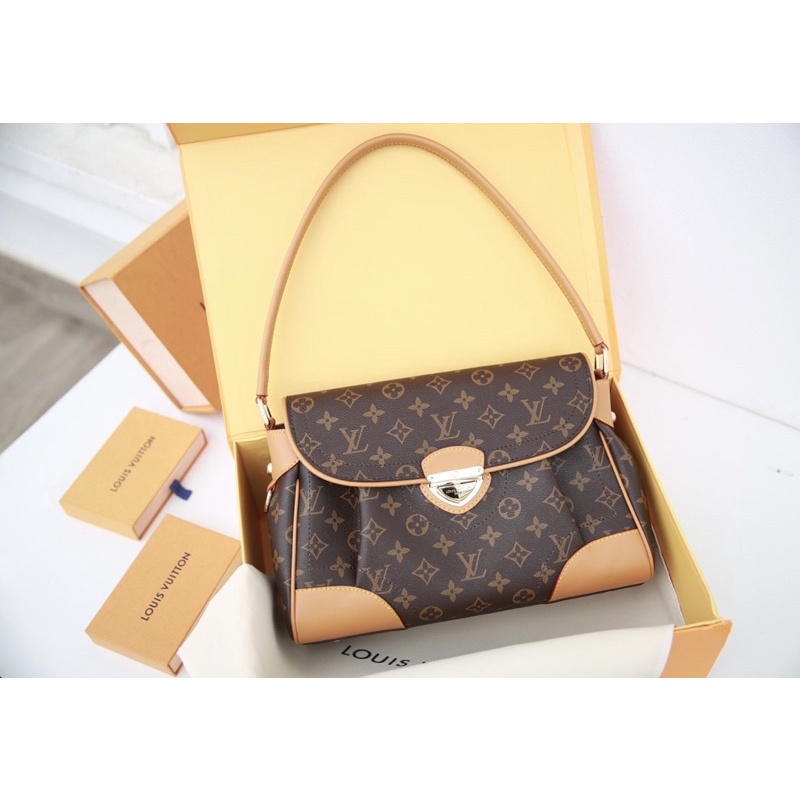 Túi quai xách W266-30 Beverly fullbox nam châm nguyên seal đẹp lắm luôn lót kèm code