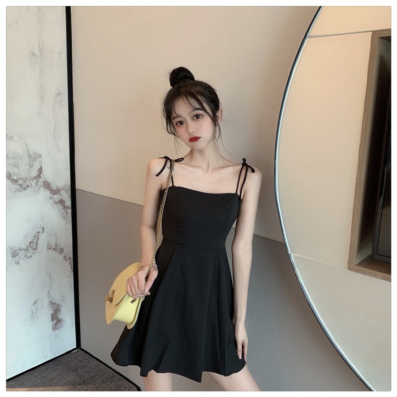 [Sẵn đen - S] [Feacback phía sau] Váy 2 dây đen xòe công chúa