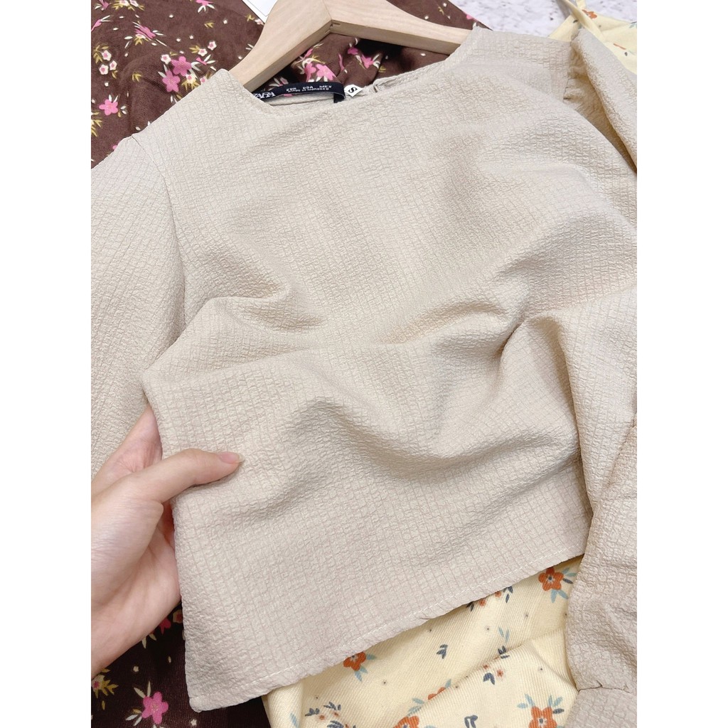Set váy hoa kèm áo sơ mi tay bồng  chất nhung mềm mịn