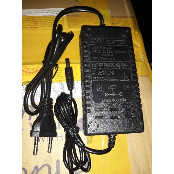 SẠC AC/DC ADAPTER 18V-21V--2A CÓ ĐÈN BÁO DÙNG CHO MÁY KHOAN