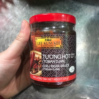 Tương hột ớt Lee Kum Kee [HÀNG NHẬP KHẨU ] 226g/Chili bean sauce