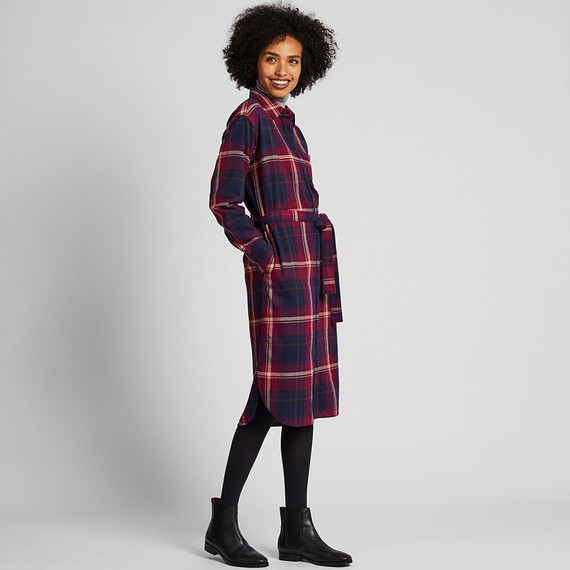 Đầm sơ mi nữ dài tay kẻ caro dòng Flannel Long Sleeve Shirt Dress thanh lịch, duyên dáng của Uniqlo .