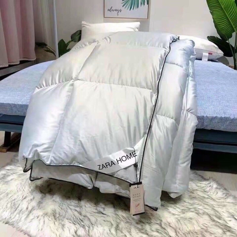 Chăn phao lông vũ ZARA nhập khẩu kt 200*230 nặng 2,6kg