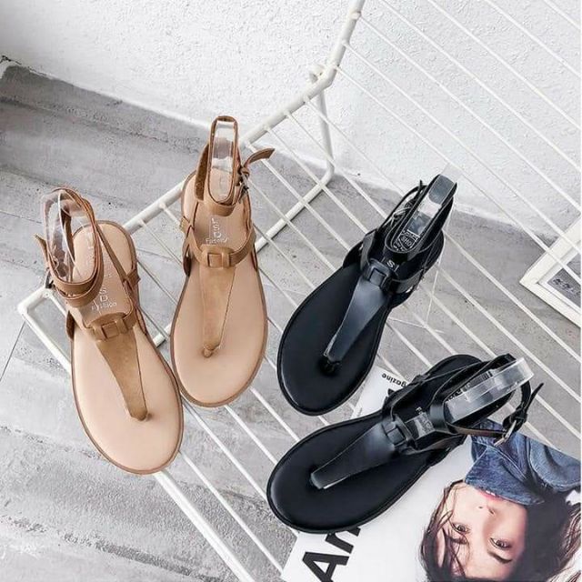 [Mã FASHIONGREEN264 giảm 10% tối đa 30k đơn từ 99k] Sandal nữ mùa hè xỏ ngón cá tính