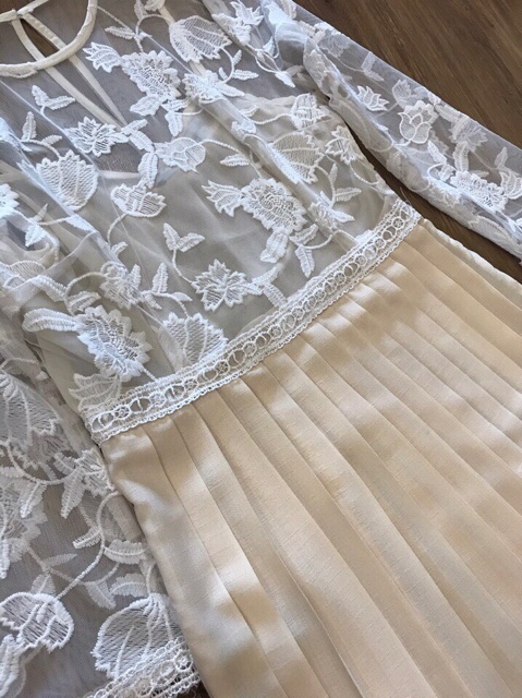 Đầm midi voan ren TOPSHOP