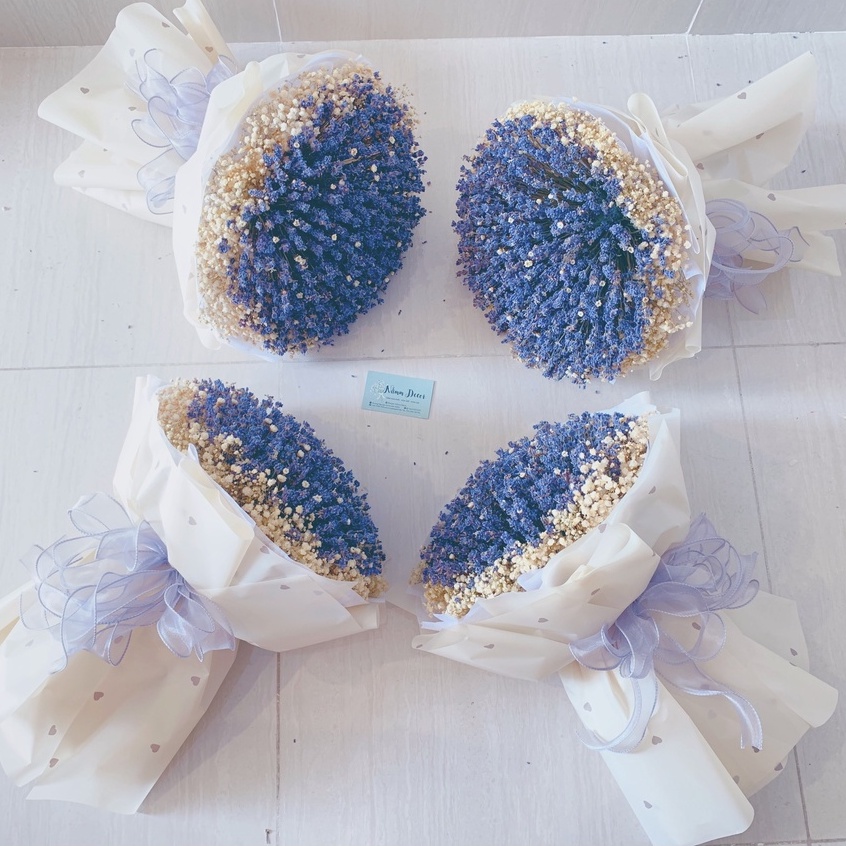 Quà tặng bó hoa Lavender tròn kết hợp snowy và baby trắng cực xinh xắn