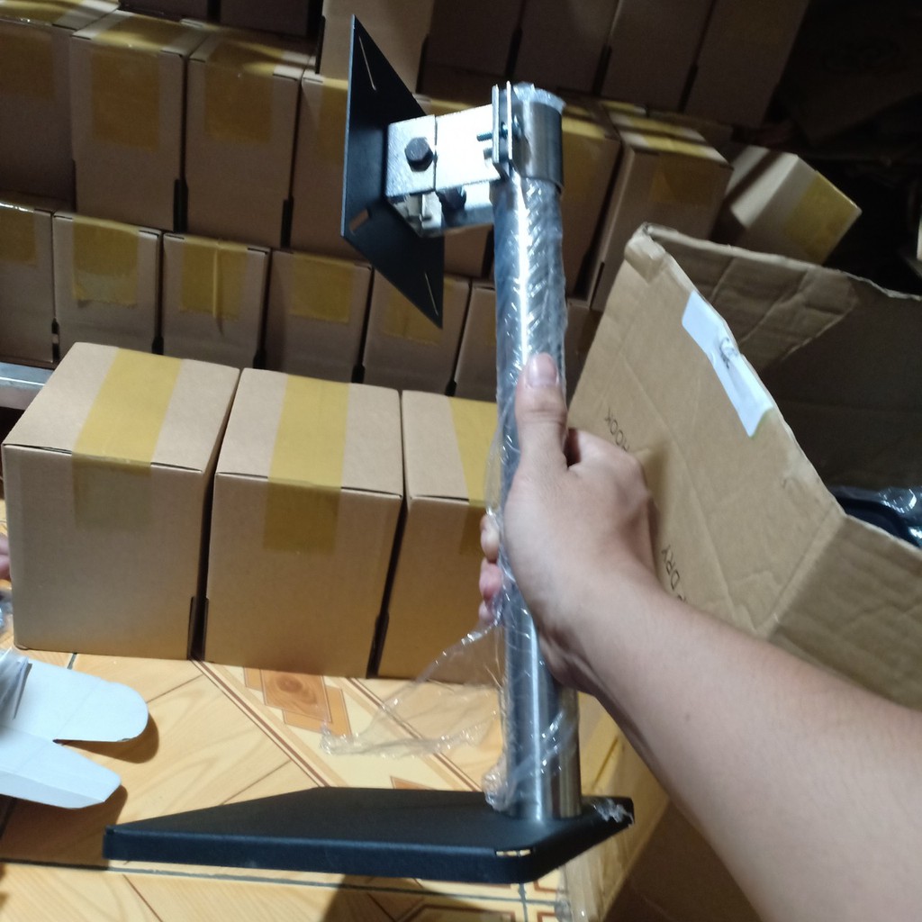 Chân màn hình đa năng cho màn hình từ 14 tới 32 inch - Trụ Tròn