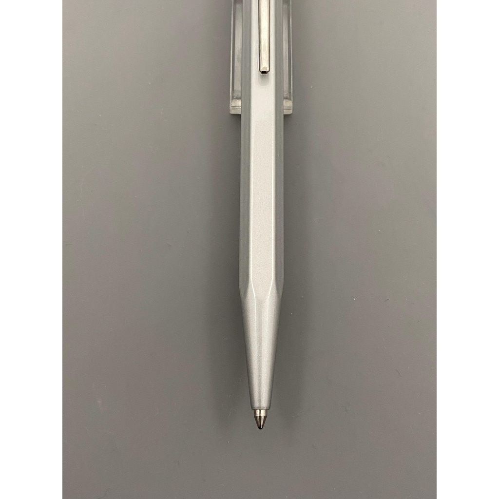 Bút bi bấm Caran D’ache  - 450.46992