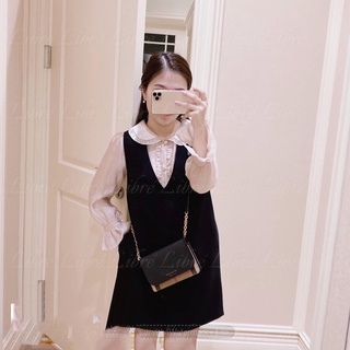 Set yếm phối sơ mi cổ bèo