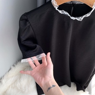 Áo lụa phối viền ren