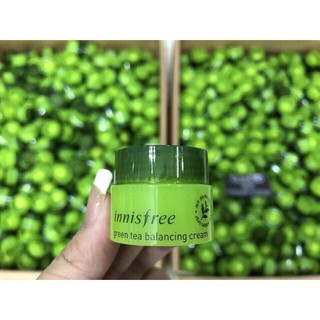 Kem dưỡng Innisfree Green Tea Balancing Cream