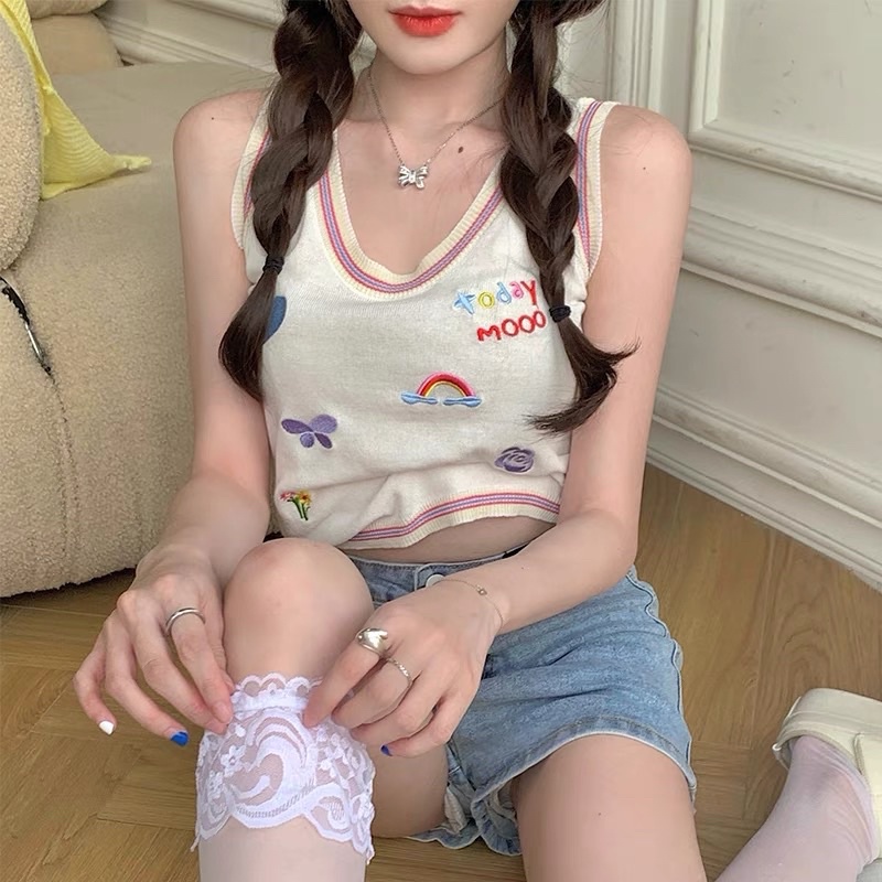 Áo len ba lỗ thêu sticker cầu vòng, hoa, bướm siêu dễ thương-form croptop vừa phù hợp các bạn gái trẻ trung, năng động