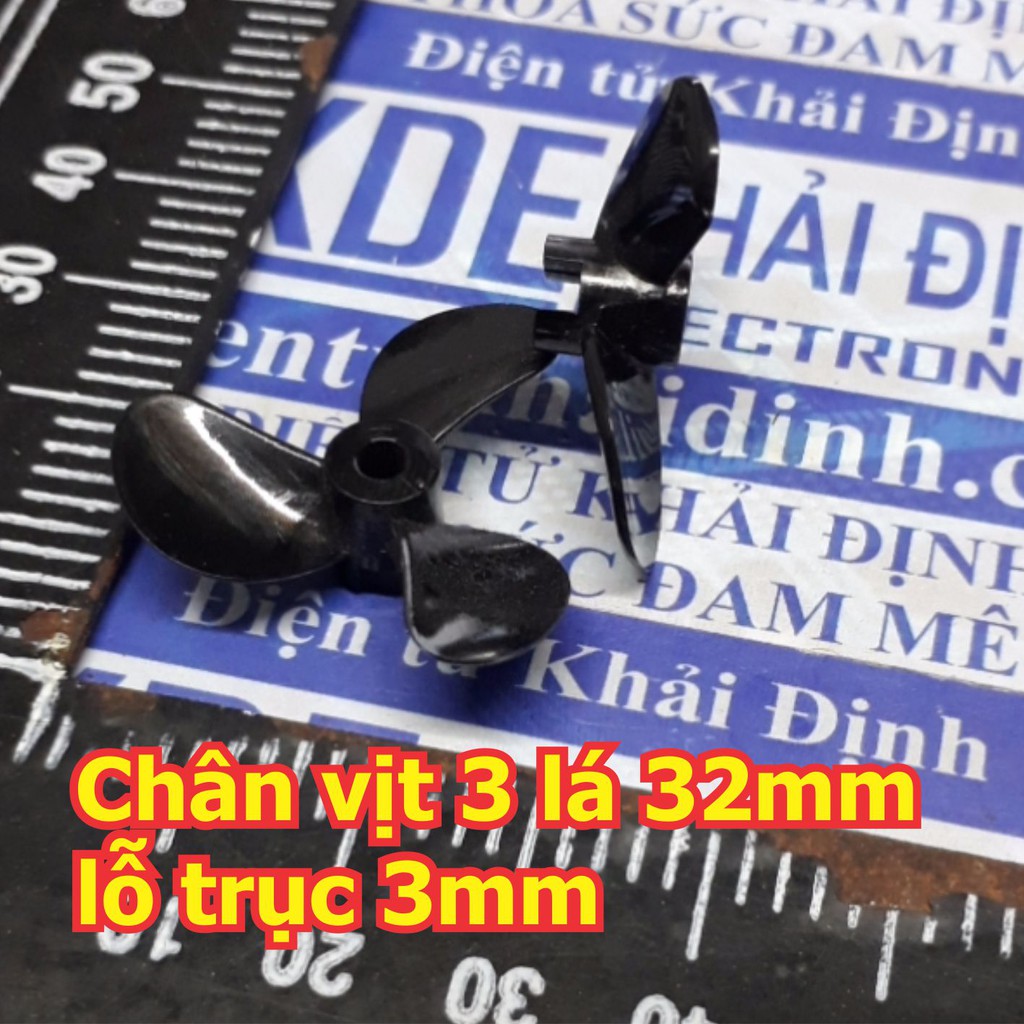 chân vịt tàu thủy mô hình 3 lá, 3 cánh màu đen bóng nhựa cứng (bộ 2 cánh thuận nghịch) 32mm, lỗ trục 3mm kde5475