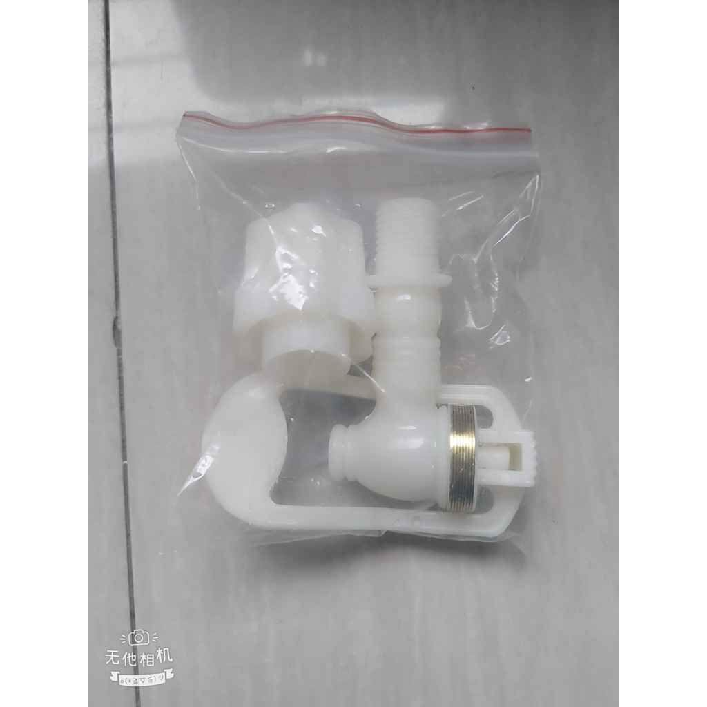 Vòi Nước Bình Lọc Nước Nhựa 16L,22L,32L dễ dàng lắp đặt tương thích với hầu hết các loại bình nước Loại Thường