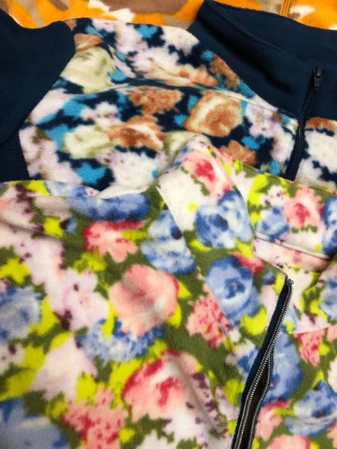 Combo 3 áo nỉ nữ xuất hàn = 100k | BigBuy360 - bigbuy360.vn