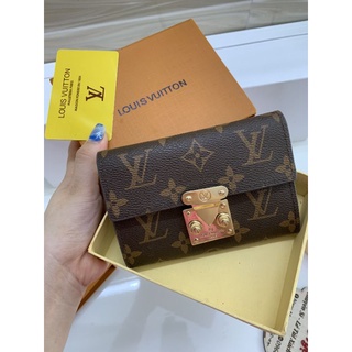 Ví có hộp đẹp