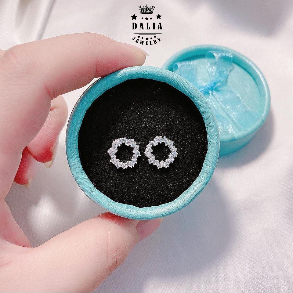 Bông tai bạc hình tròn viền răng cưa nạm đá DaLiA Jewelry khuyên tai huyền thoại biển xanh cá tính
