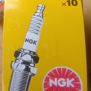 [ Made in Japan] Bugi 2 thì NGK máy cắt cỏ máy cưa xích