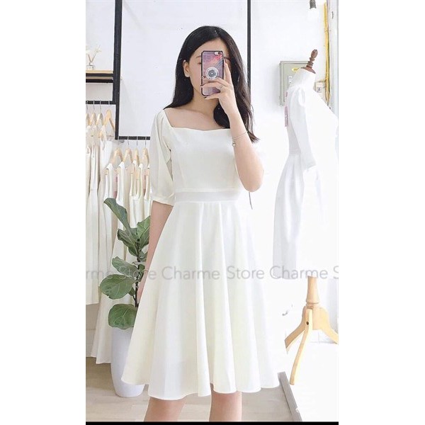 Váy cổ vuông tay bồng